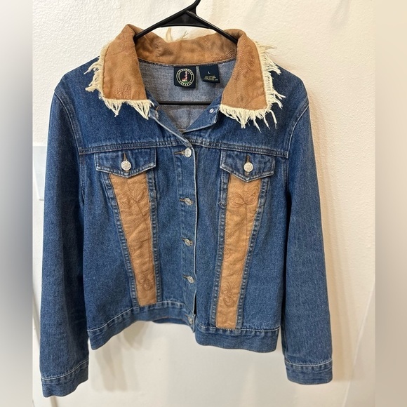 LIGHTHOUSE Apparel Fringe Denim Jean Jacket with faux suede. Size large. Women's - Picture 1 of 5